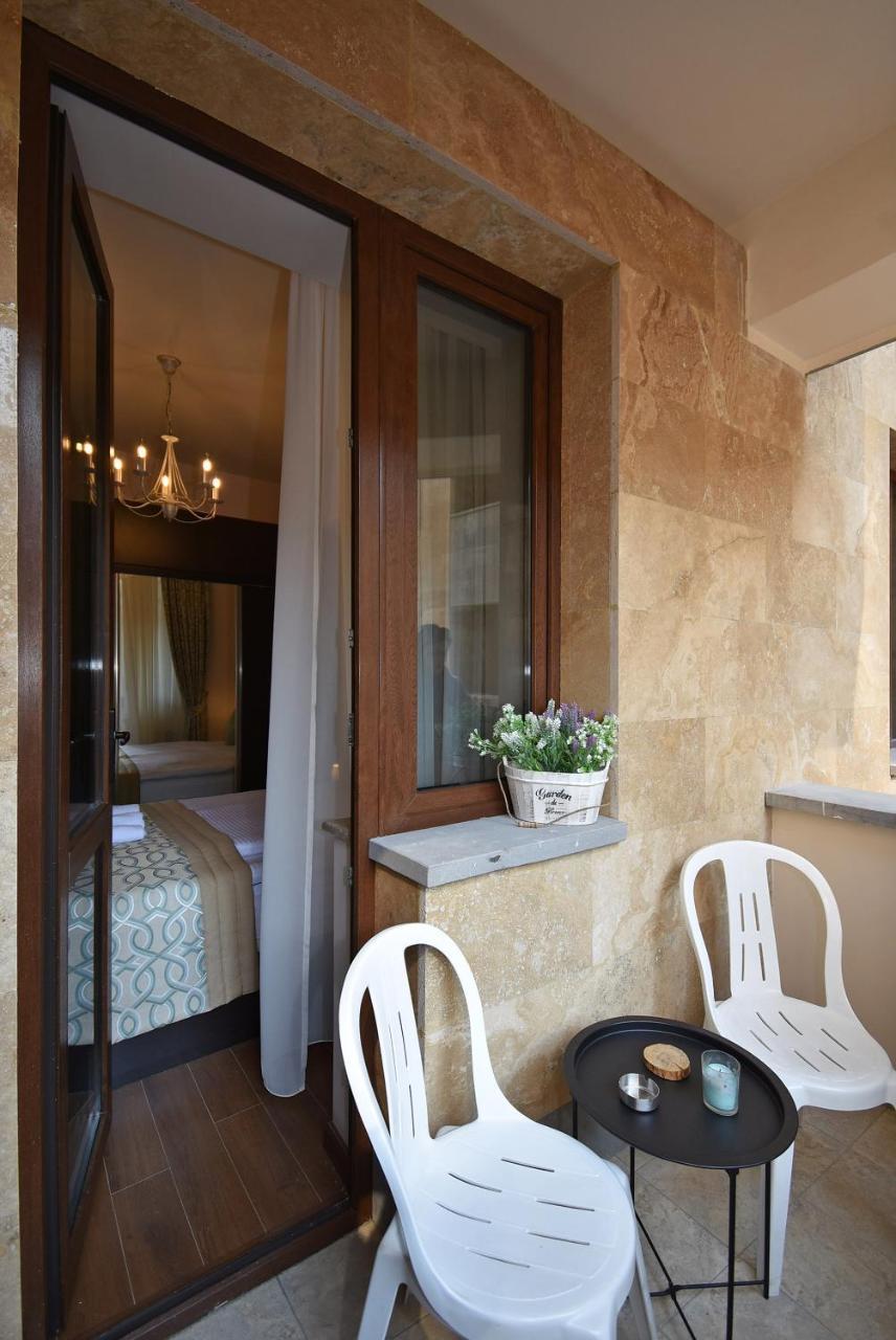 Yerevan4You Patio מראה חיצוני תמונה